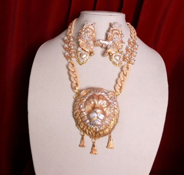 SOLD! 9200 Baroque Pearlish Huge Lion Pendant Necklace
