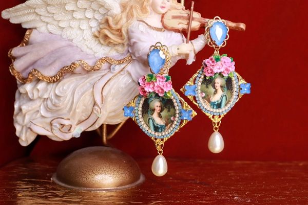 SOLD! 9272 Dark Marie Antoinette Pale Pink Earrings