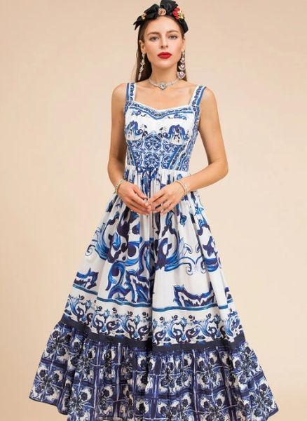 9418 Runway 2022 Vase Tile Print Maxi Dress