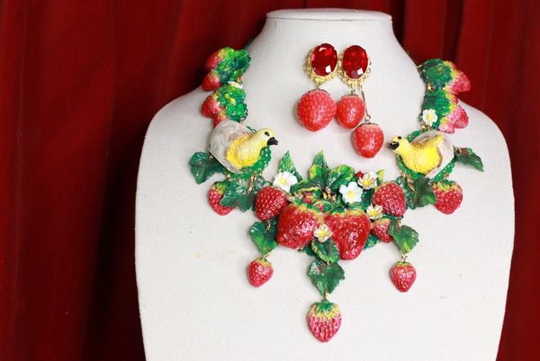 9423 Set Of Art Nouveau Hand Painted Vivid Strawberry Chicks Necklace+ Earrings