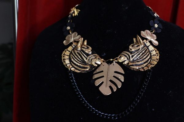 9424 Baroque Metal Faced Zebras Leaf Flower Massive Necklace