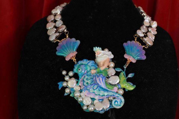 9437 Genuine Biwa Pearlz Neptun Poseidon Shell Necklace