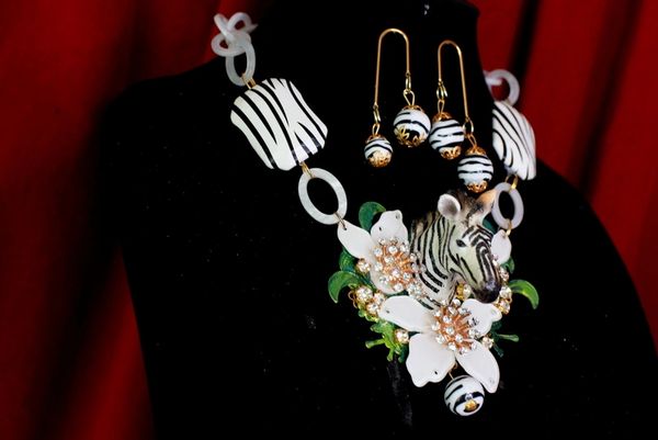 9438 Set Of Art Deco Faced Zebra Flowers Hand Painted Massive Necklace+ Earrings