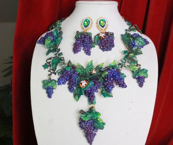 SOLD! 9470 Set Of Baroque 3D Effect Vivid Grapes Statement Necklace+ Earrings