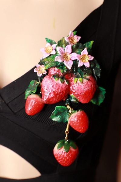 9517 Strawberry Vivid Hand Painted Unusual Pin Brooch