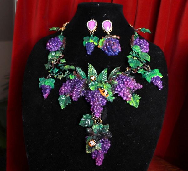 SOLD! 9537 Set Of Baroque 3D Effect Vivid Grapes Statement Necklace+ Earrings