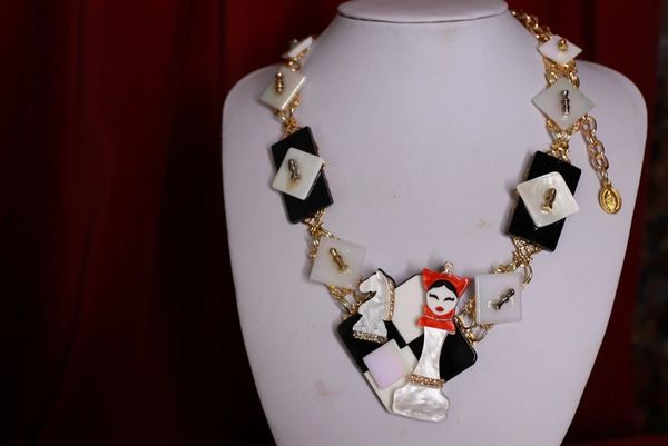 SOLD! 9554 Art Deco Queen Of Chess Necklace