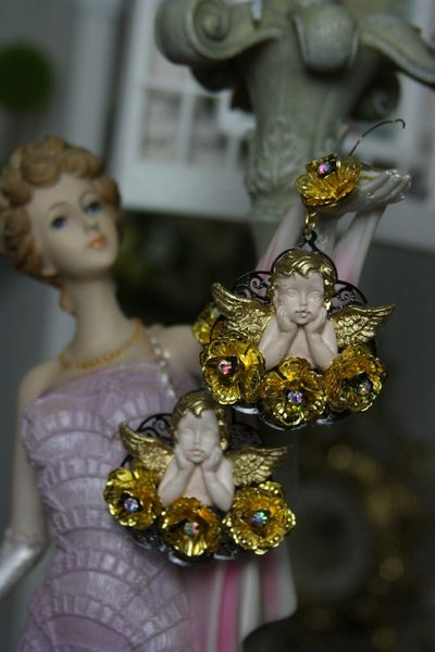 SOLD! 1078 Gold Flower Total Baroque Cherub Studs Earrings