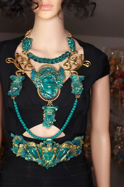 9577 Medieval Art Jewelry 3D Effect Hand Painted Medusa Gorgon Malachite Stone effect Necklace