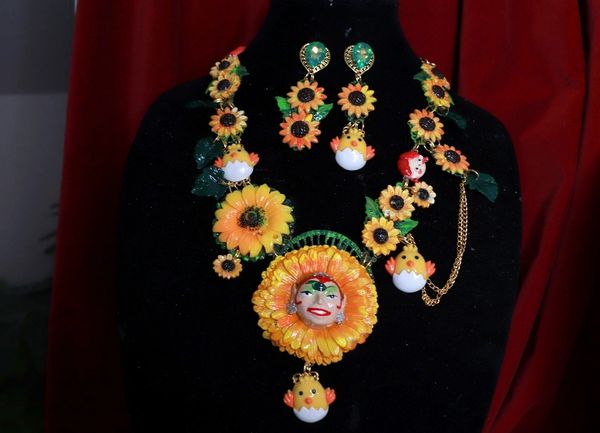 SOLD! 9605 Set Of Hand Painted Carnival Sunflower Necklace+ Earrings