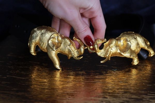 9773 Massive Gold Elephants Buckle Adjustable Waist Belt