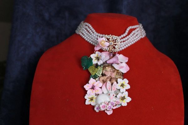 10025 Art Nouveau Bunny Cherubs Pearl Necklace
