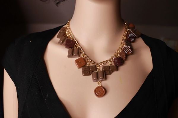 SOLD! 10069 Set Of Earrings+ Necklace Chocolate Lovers Sweet Necklace