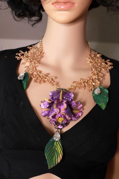 10078 Vivid Hand Painted Iris Flower Massive Necklace