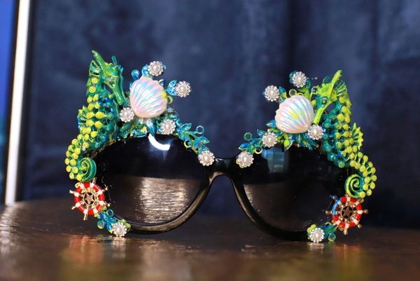 10117 Nautical Seahorse Embellished Sunglasses