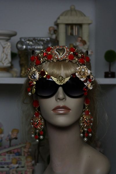 SOLD! 1120 Baroque Cherub Black Frame Gold Flower Sunglasses