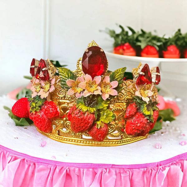 10218 Vivid Strawberries Baroque Headband Crown