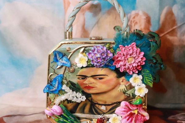 10262 Frida Kahlo Flowers Boutique Style Statues Embossed Embellished Handbag