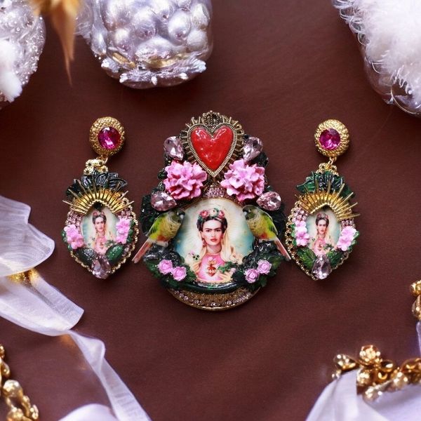 SOLD! 10315 Set Of Brooch+ Earrings Frida Kahlo Sacred Heart Huge Brooch