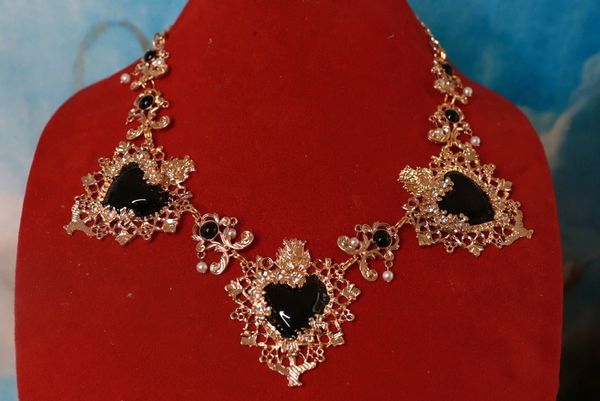 10318 Baroque Sacred Hearts Black Necklace