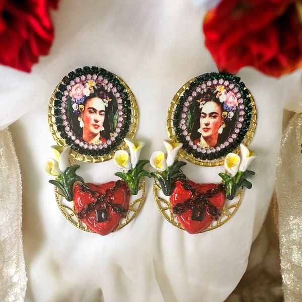 10322 Frida Kahlo Heart Painted Earrings