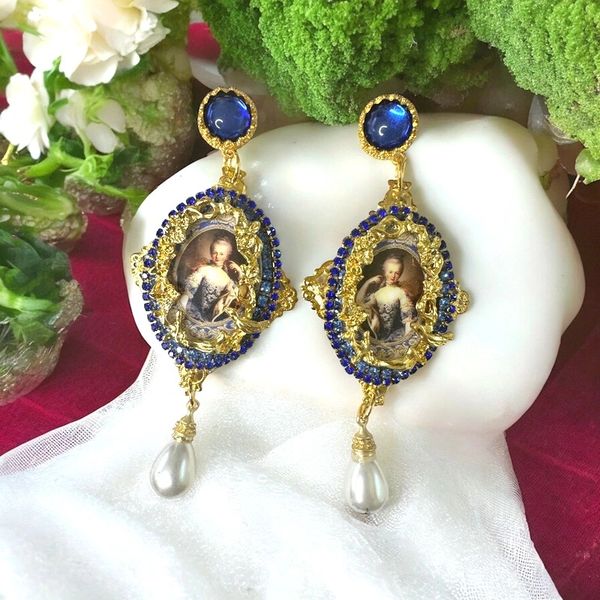 10329 Marie Antoinette Blue Massive Earrings