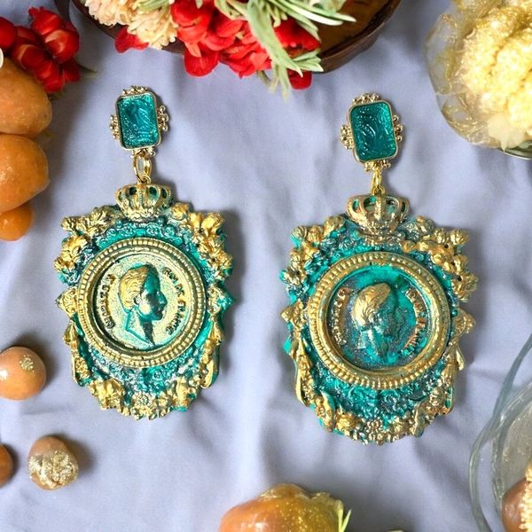 10361 Baroque Emperor Exaggerated Light Weight Theatre Earrings