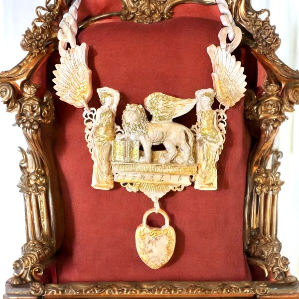 10387 Baroque Venezia Lion Vintage Style Lion Necklace