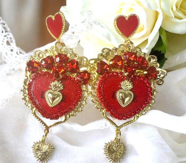 10427 Baroque Sacred Hearts Red Earrings