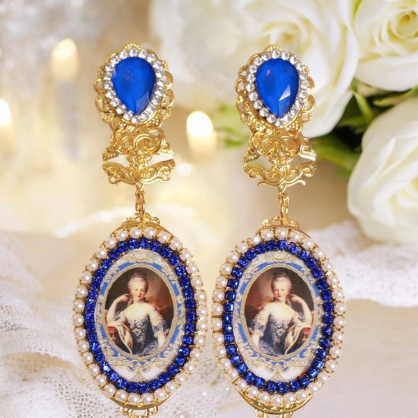 10461 Victorian Marie Antoinette Blue Cameo Earrings Studs