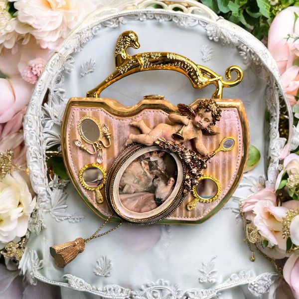 10469 Baroque Boutique Cherubs Wall Embellished Handbag