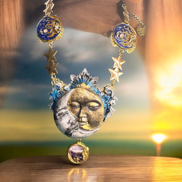 10473 Art Deco Vintage Style Celestial Sun Moon Necklace