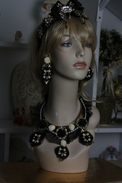 SOLD!146 SET Baroque Lace Flower Pearl Set Necklace Plus Earrings