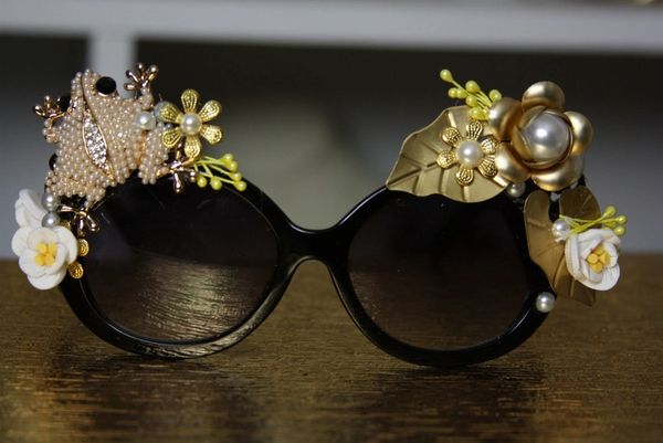 SOLD! 475 UV 400 Zibellini Pearl Frog Lake Lily Embellished Spring Unusual Sunglasses