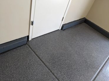 Non epoxy garage floor in Vallejo, CA. #polyaspartic #eco-friendly #chipfloor