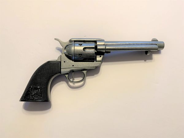 Old West 1873 Antique Grey Black Grip Replica Revolver Non-Firing Gun
