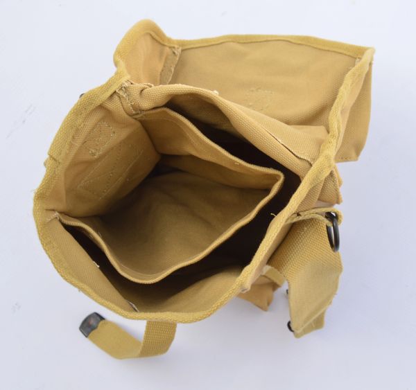 WWII US Army Ammunition Carrying Bag Reproduction | Vintage