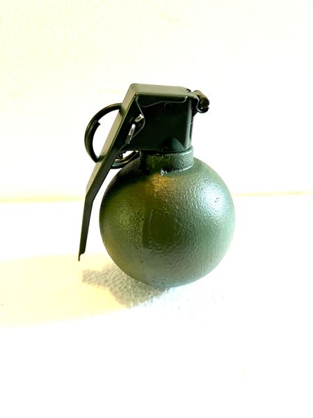 Reproduction Vietnam War Era US M67 Fragmentation Hand Grenade with Practice Fuze - Inert