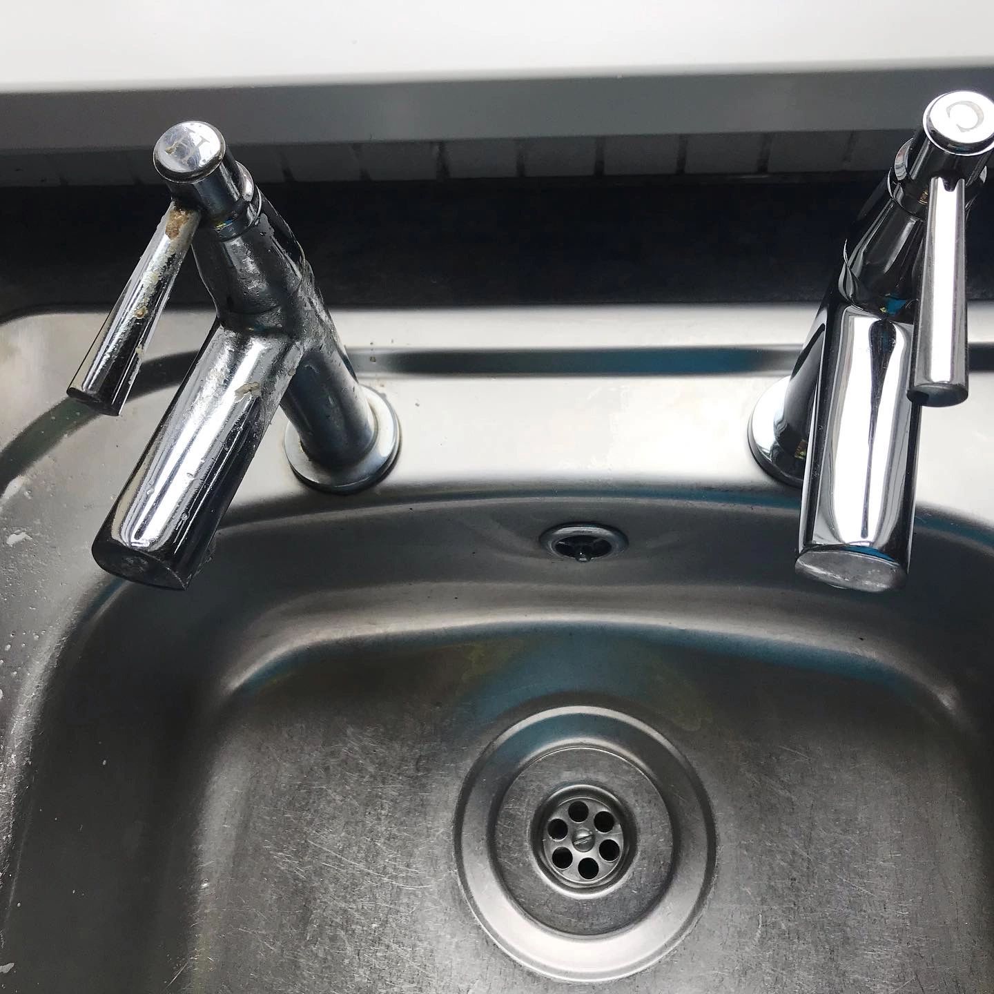 Dirty and Clean Sink taps