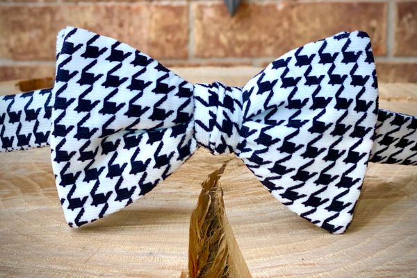 Knotted deals bow ties