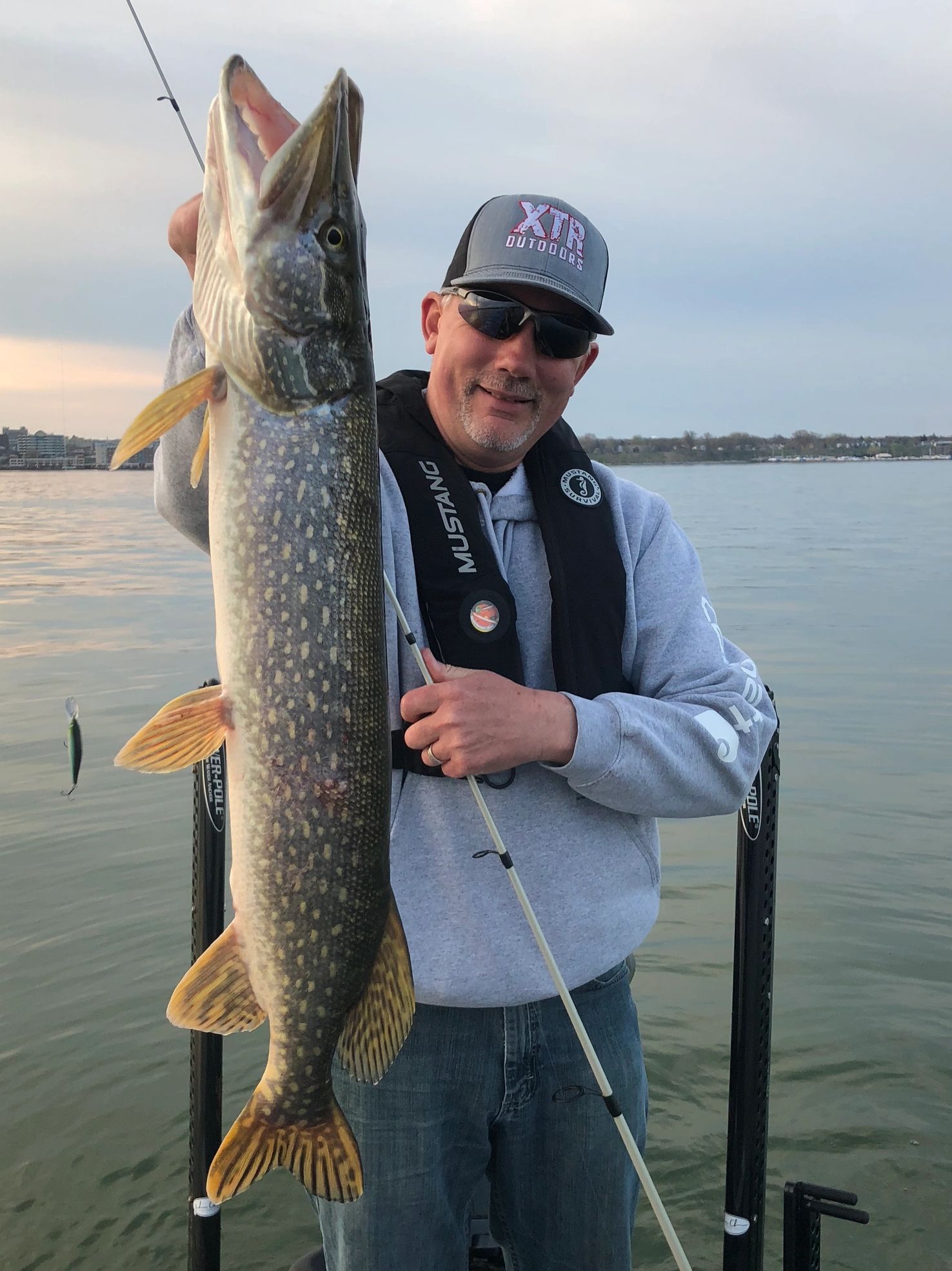 Spring Time Northern Pike Fishing