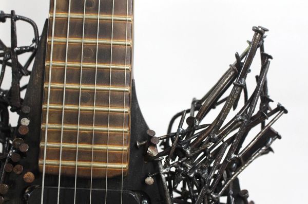 Guitar made of Nails - Heavy Metal Shredder - Tetanuscaster