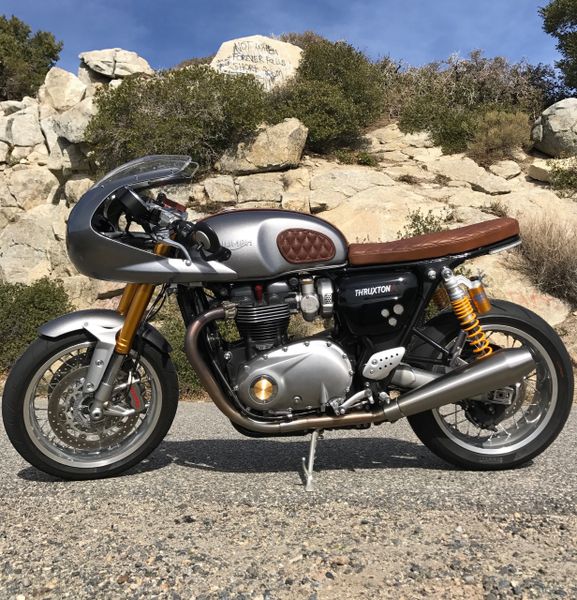 Triumph thruxton deals r seat