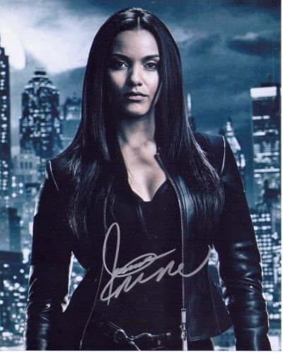 Jessica Lucas Autographed 8x10 Photograph Actress Singer Gotham Tabitha ...