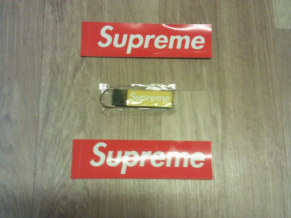 Supreme Keychain Yellow SS23 Brand New BNWT