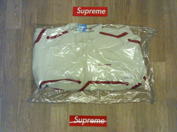 Supreme Inset Link Track Jacket Light Grey Size XL BNWT Ships Worldwide