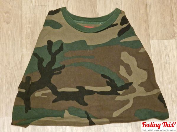 Supreme Athletic Camouflage T-shirt Tee Green XL Authentic Genuine Ships W/W Good Used Condition