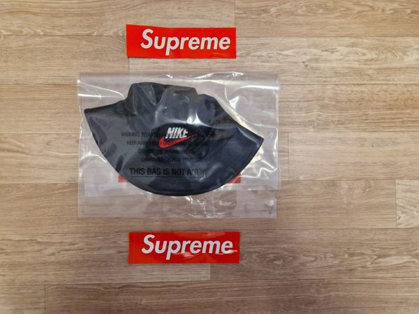 Supreme X Nike Bucket Hat Size L/XL Blue BNWT Worldwide Shipping Available