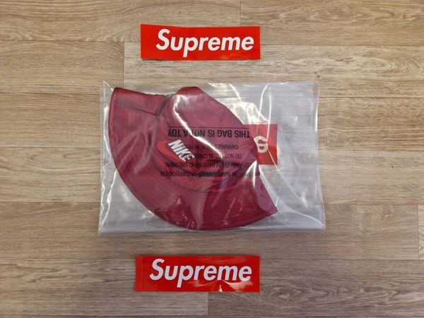 Supreme X Nike Bucket Hat Size L/XL Red BNWT Worldwide Shipping Available