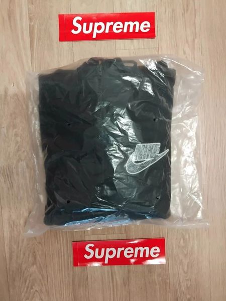 Supreme X Nike Half Zip Hooded Sweatshirt Black Size Medium SS21 Snakeskin BNWT